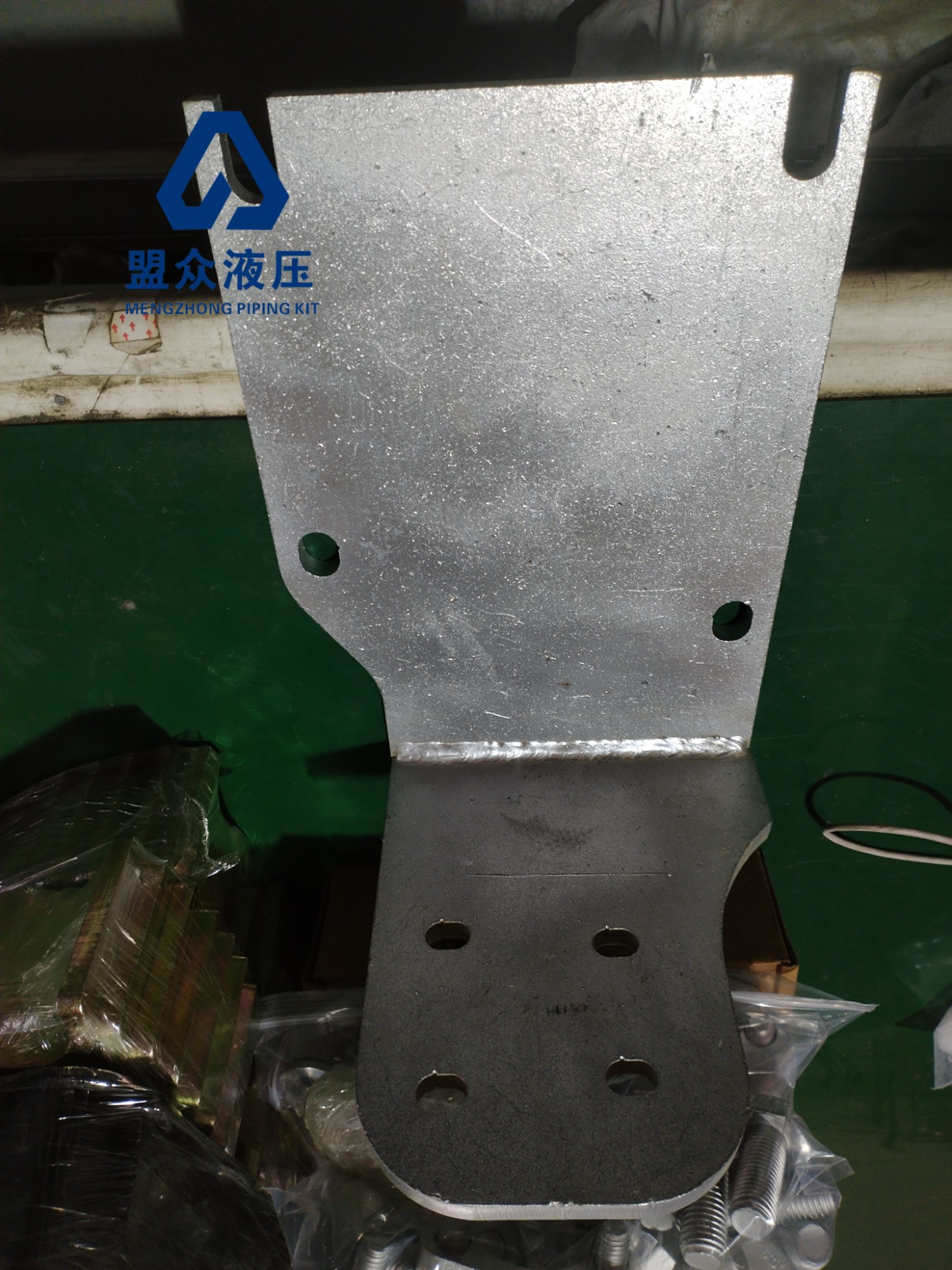 Oil return filter support for KOBELCO 260-12